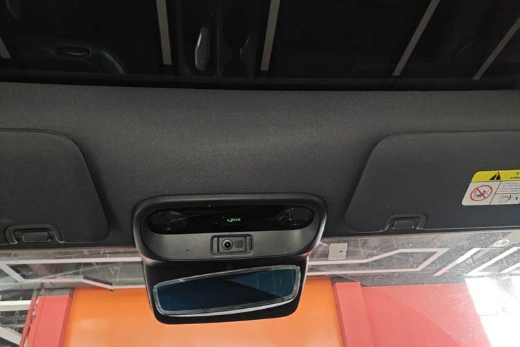 Used ARCFOX Alpha T5 2024 520 MAX Headliner