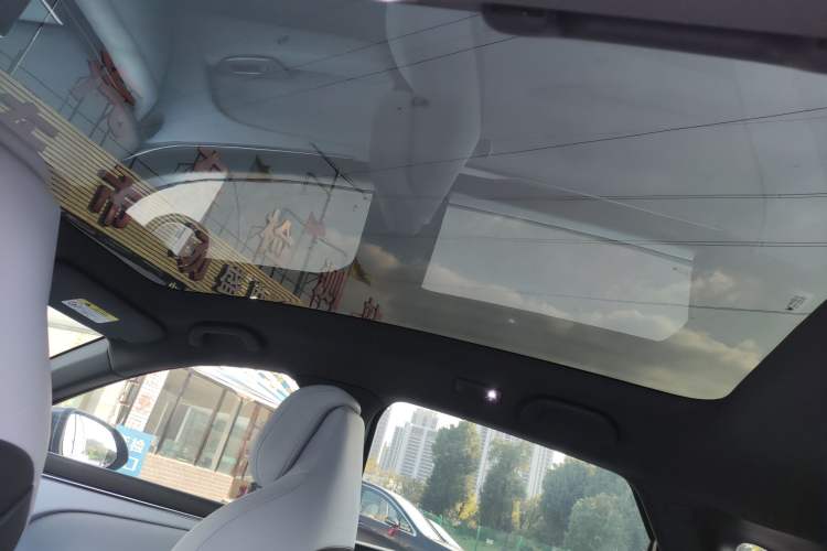 Used ARCFOX Alpha T5 2024 520 MAX Headliner