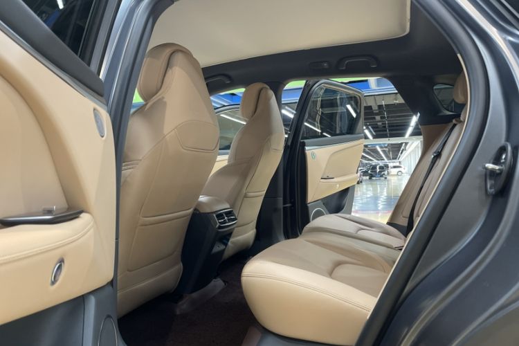 Used ARCFOX Alpha T5 2024 520 MAX Interior 2