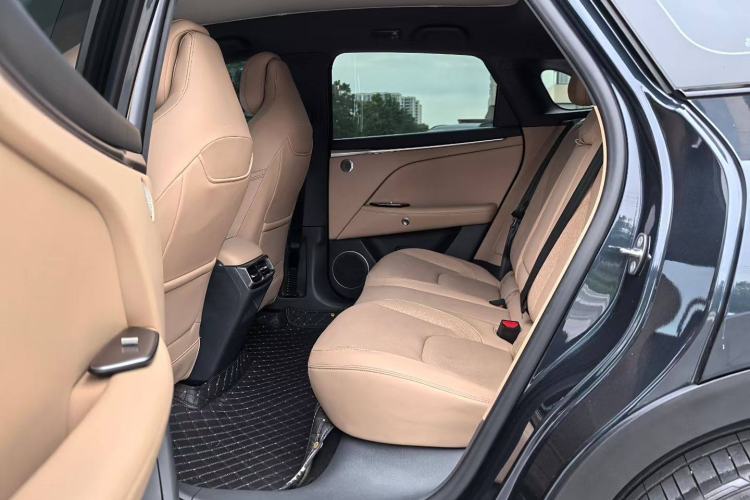Used ARCFOX Alpha T5 2024 520 MAX Interior 3