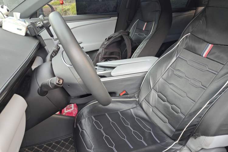 Used ARCFOX Alpha T5 2024 660 MAX Left Front Seat