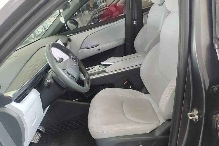 Used ARCFOX Alpha T5 2024 520 PRO Left Front Seat