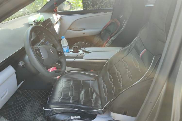 Used ARCFOX Alpha T5 2024 660 MAX Left Front Seat