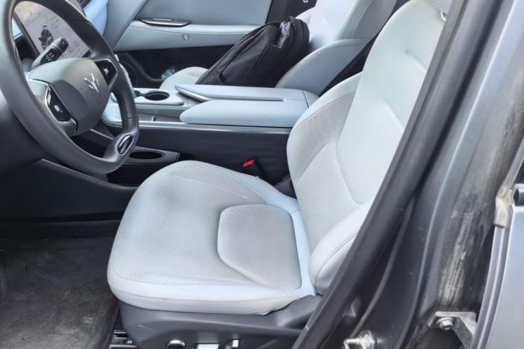 Used ARCFOX Alpha T5 2024 660 MAX Left Front Seat