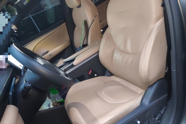 Used ARCFOX Alpha T5 2024 520 PRO Left Front Seat