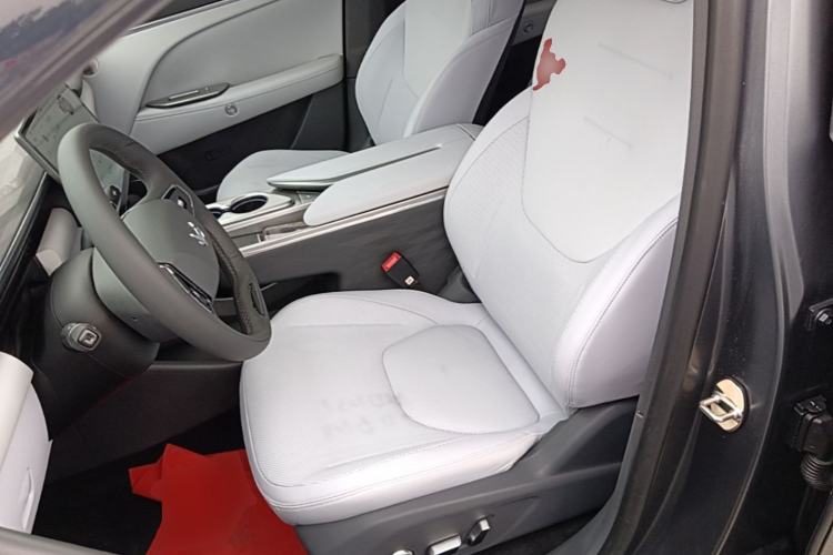 Used ARCFOX Alpha T5 2024 520 MAX Left Front Seat