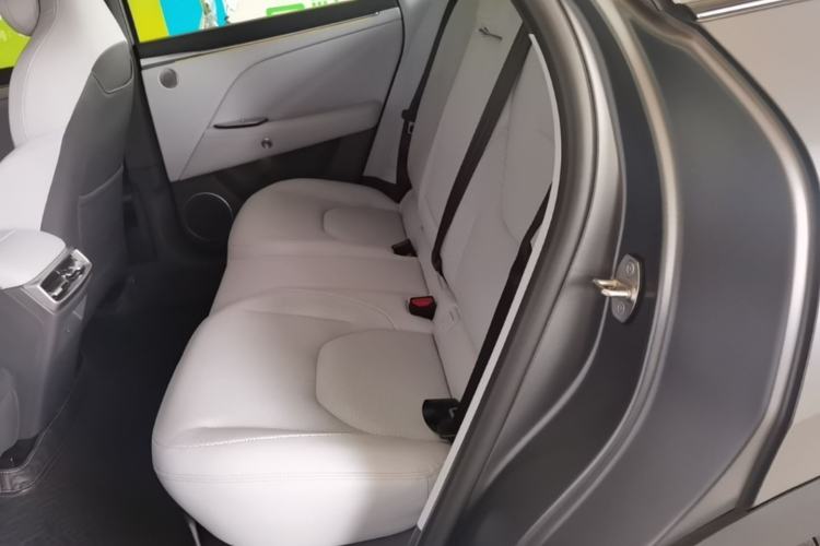 Used ARCFOX Alpha T5 2024 660 MAX Left Rear Seat