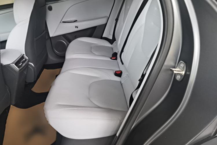 Used ARCFOX Alpha T5 2024 660 MAX Left Rear Seat