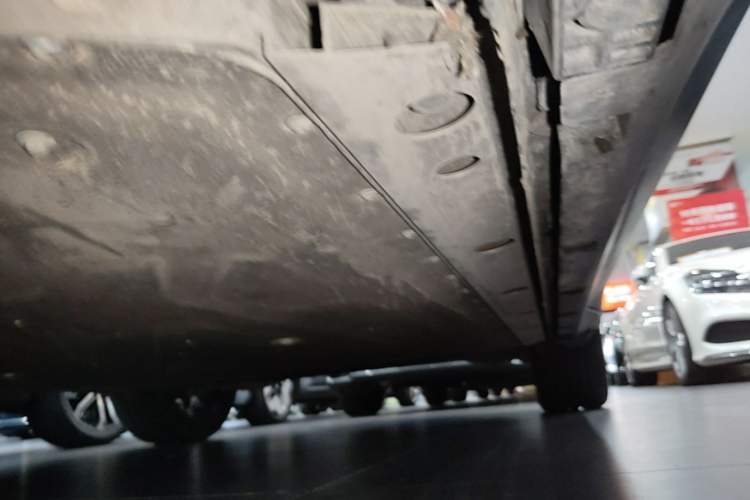 Used ARCFOX Alpha T5 2024 660 MAX Left Side Sill