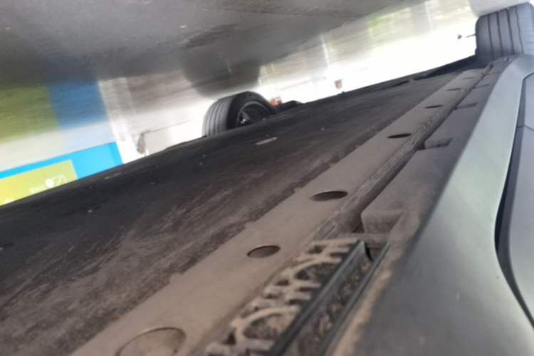 Used ARCFOX Alpha T5 2024 660 MAX Left Side Sill