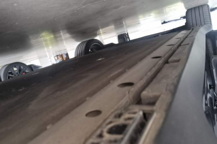 Used ARCFOX Alpha T5 2024 660 MAX Left Side Sill