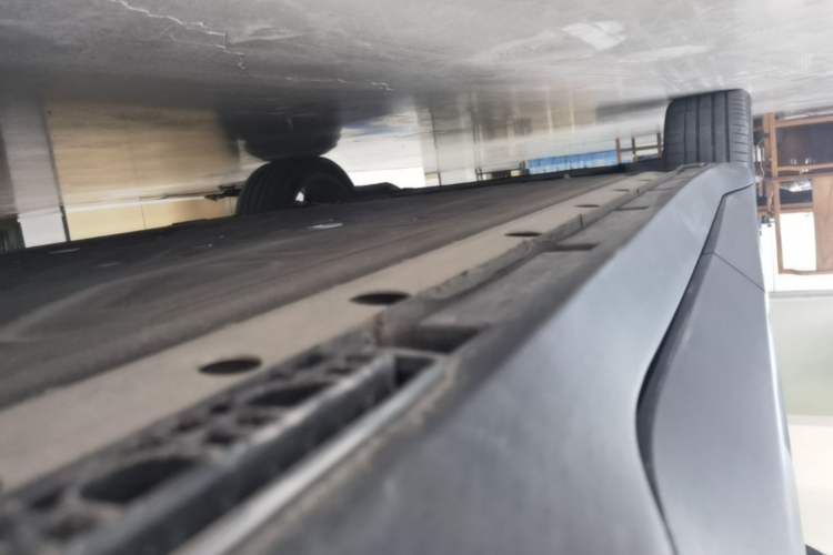 Used ARCFOX Alpha T5 2024 660 MAX Left Side Sill