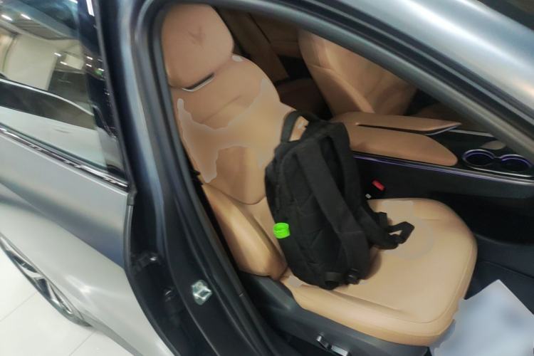 Used ARCFOX Alpha T5 2024 520 MAX Right Front Seat