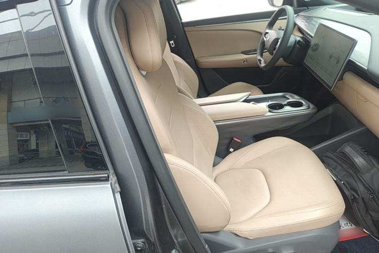 Used ARCFOX Alpha T5 2024 520 MAX Right Front Seat