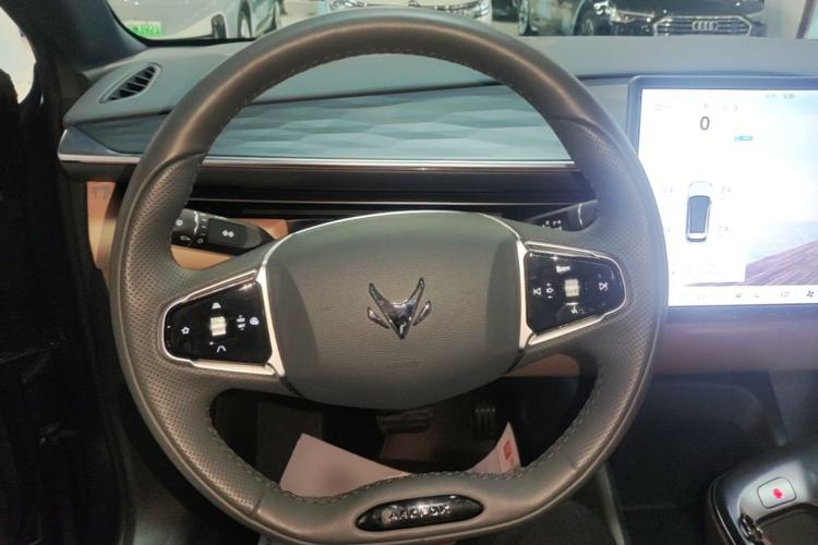 Used ARCFOX Alpha T5 2024 520 MAX Steering Wheel