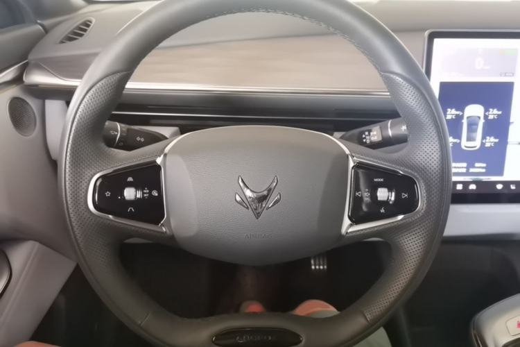 Used ARCFOX Alpha T5 2024 660 MAX Steering Wheel