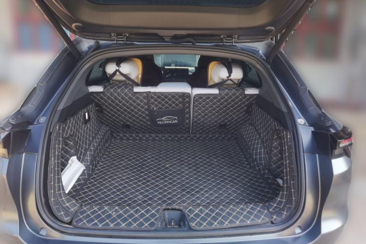 Used ARCFOX Alpha T5 2024 520 PRO Trunk
