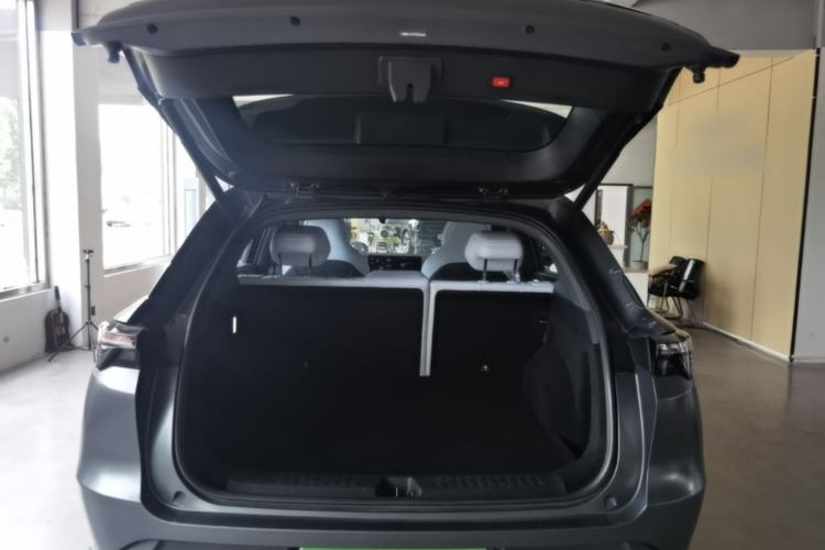 Used ARCFOX Alpha T5 2024 660 MAX Trunk