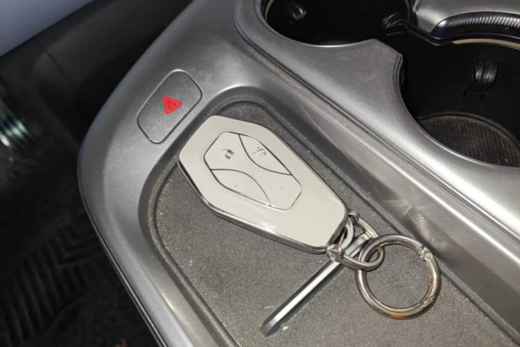 Used ARCFOX Alpha T5 2024 520 MAX Vehicle Key