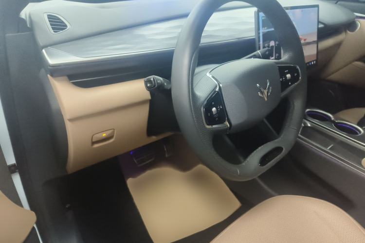 Used ARCFOX Alpha T5 2024 660 MAX Interior 2