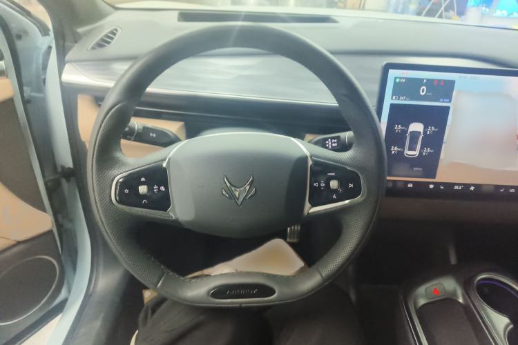 Used ARCFOX Alpha T5 2024 660 MAX Steering Wheel