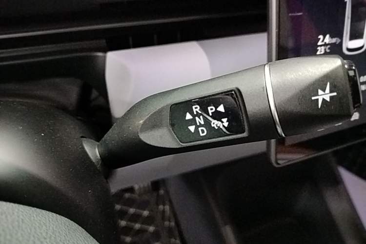 Used ARCFOX Alpha T5 2024 520 MAX Gear Lever