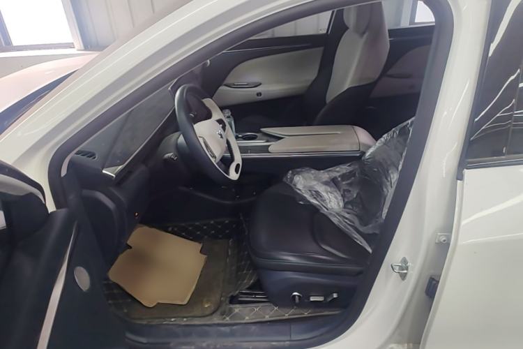 Used ARCFOX Alpha T5 2024 520 MAX Left Front Seat