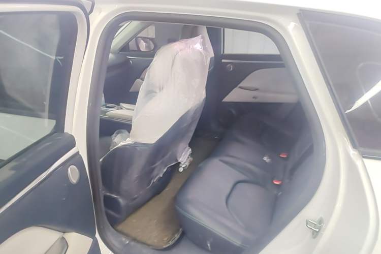 Used ARCFOX Alpha T5 2024 520 MAX Left Rear Seat