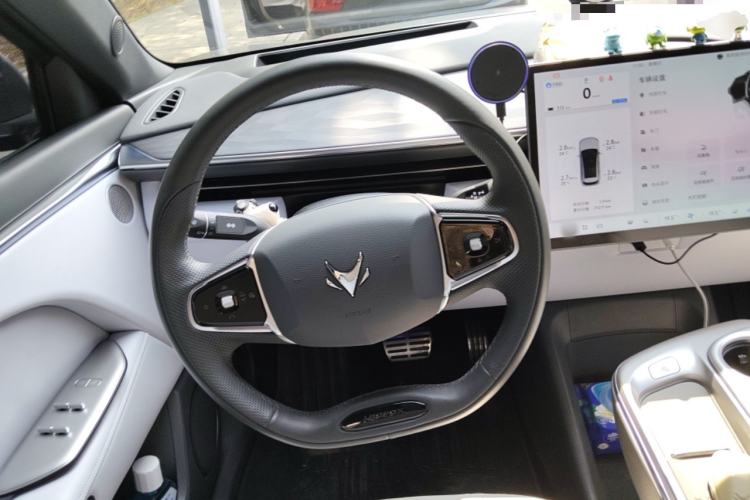 Used ARCFOX Alpha T5 2024 520 MAX Steering Wheel