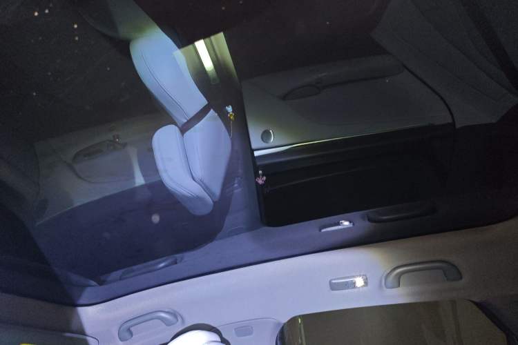 Used ARCFOX Alpha T5 2024 520 MAX Headliner