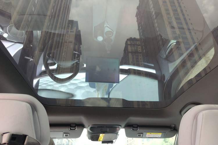 Used ARCFOX Alpha T5 2024 520 MAX Headliner