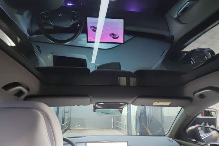 Used ARCFOX Alpha T5 2024 660 MAX Headliner