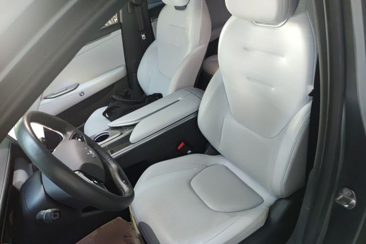 Used ARCFOX Alpha T5 2024 660 MAX Left Front Seat