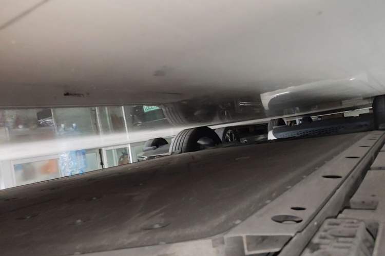 Used ARCFOX Alpha T5 2024 520 PRO Right Side Sill