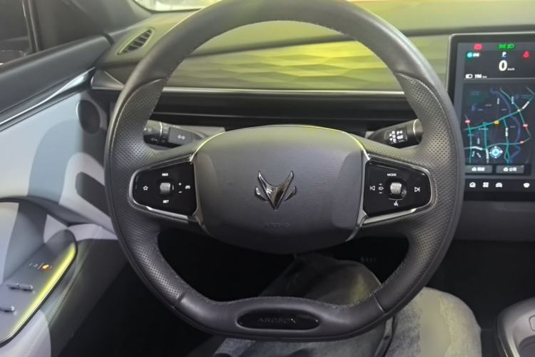 Used ARCFOX Alpha T5 2024 520 PRO Steering Wheel