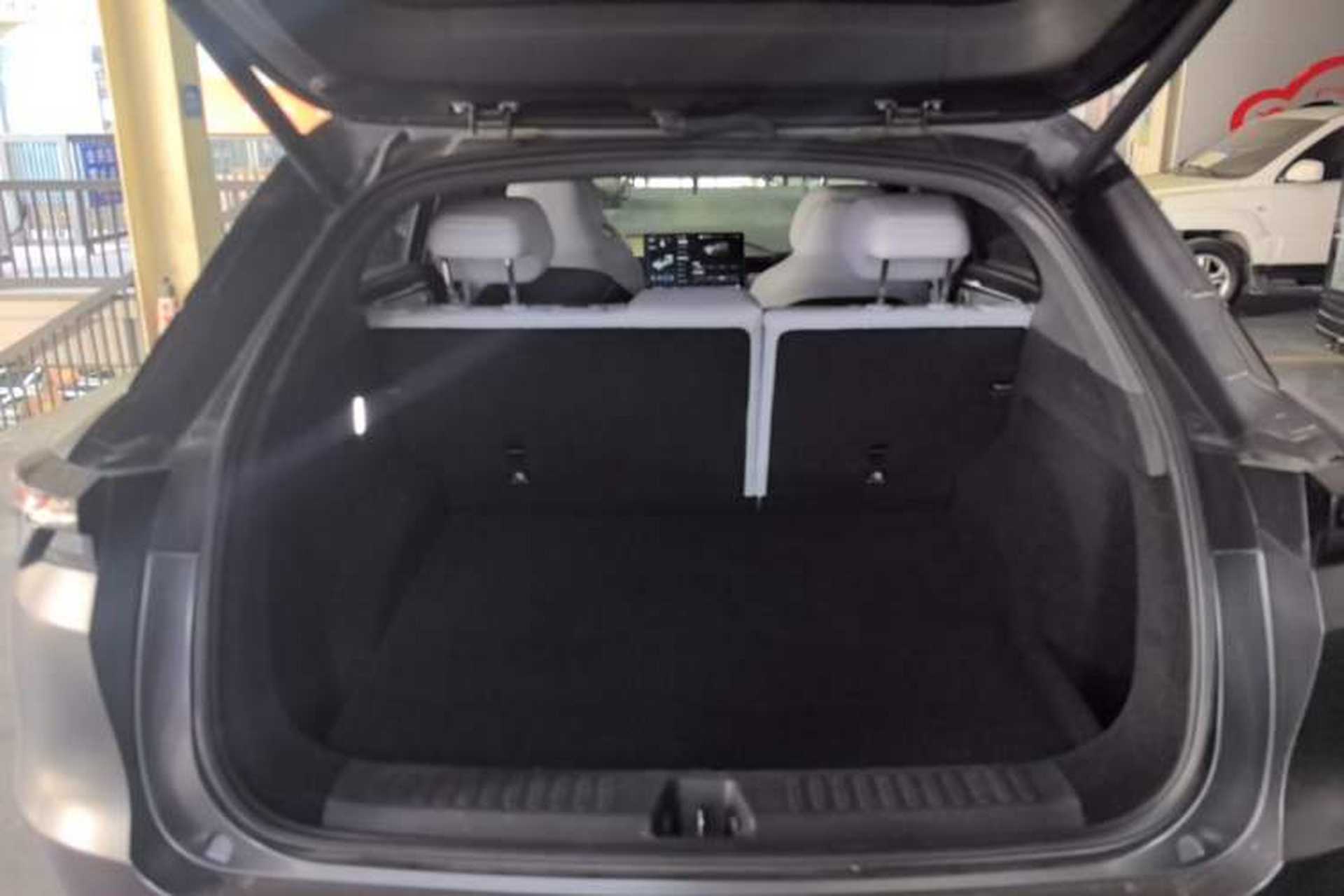 Used ARCFOX Alpha T5 2024 520 PRO Trunk