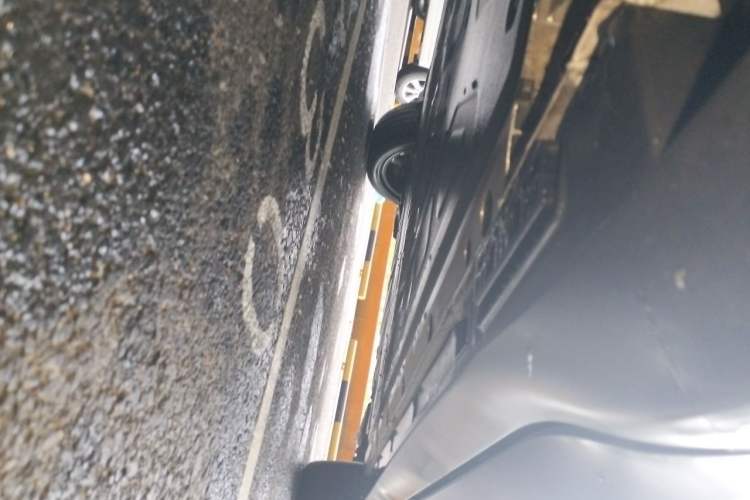 Used ARCFOX Alpha T5 2024 520 MAX Chassis Front Left