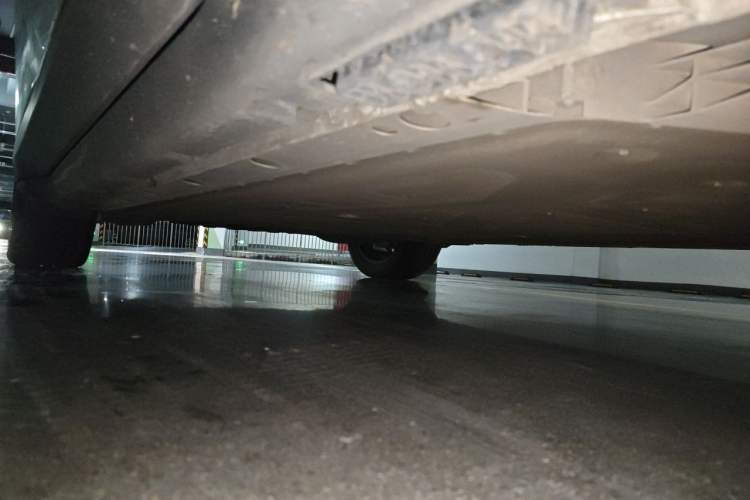 Used ARCFOX Alpha T5 2024 520 MAX Chassis Front Right
