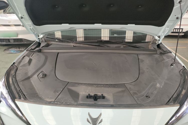 Used ARCFOX Alpha T5 2024 660 MAX Engine Bay