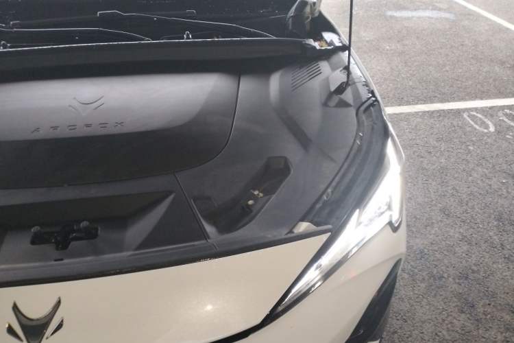 Used ARCFOX Alpha T5 2024 520 MAX Engine Bay Left