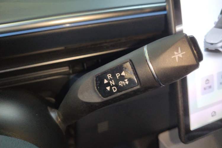 Used ARCFOX Alpha T5 2024 660 MAX Gear Lever