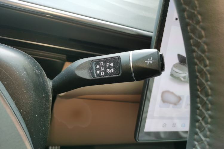 Used ARCFOX Alpha T5 2024 520 MAX Gear Lever