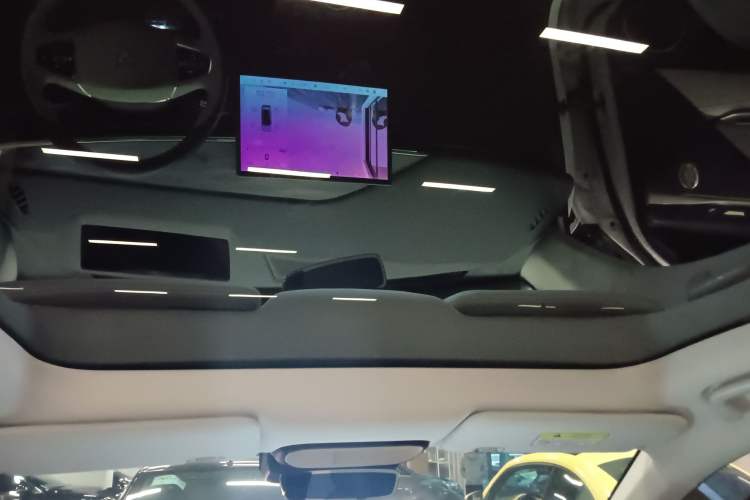Used ARCFOX Alpha T5 2024 520 MAX Headliner