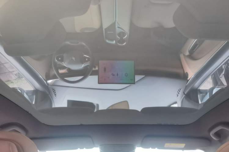 Used ARCFOX Alpha T5 2024 660 MAX Headliner