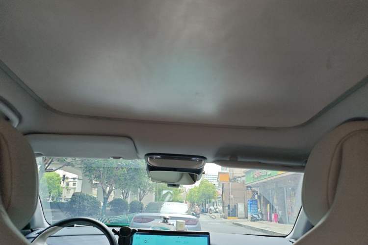 Used ARCFOX Alpha T5 2024 520 PRO Headliner