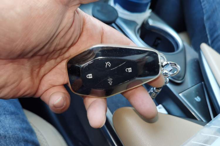 Used ARCFOX Alpha T5 2024 520 MAX Interior 1