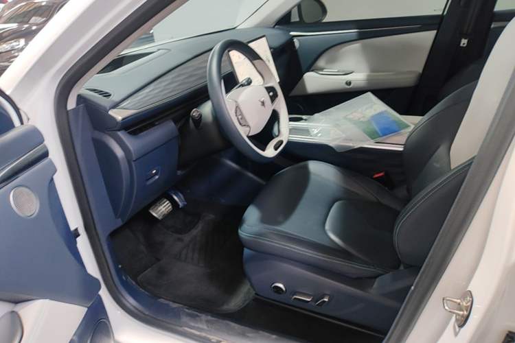Used ARCFOX Alpha T5 2024 520 MAX Left Front Seat