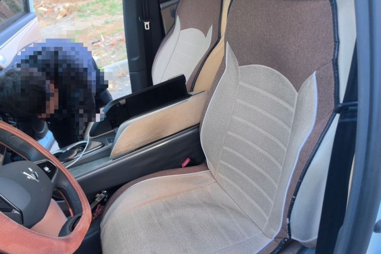 Used ARCFOX Alpha T5 2024 520 PRO Left Front Seat