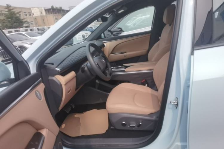 Used ARCFOX Alpha T5 2024 660 MAX Left Front Seat