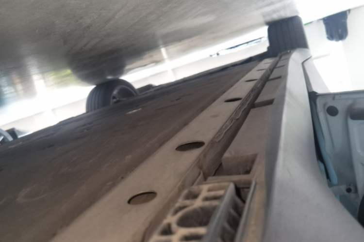 Used ARCFOX Alpha T5 2024 660 MAX Left Side Sill